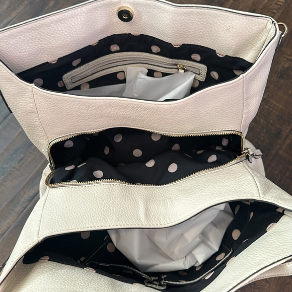 SOLD Vintage Leather Anne Klein Large Purse with 3 pockets! - Picture 2 of 5